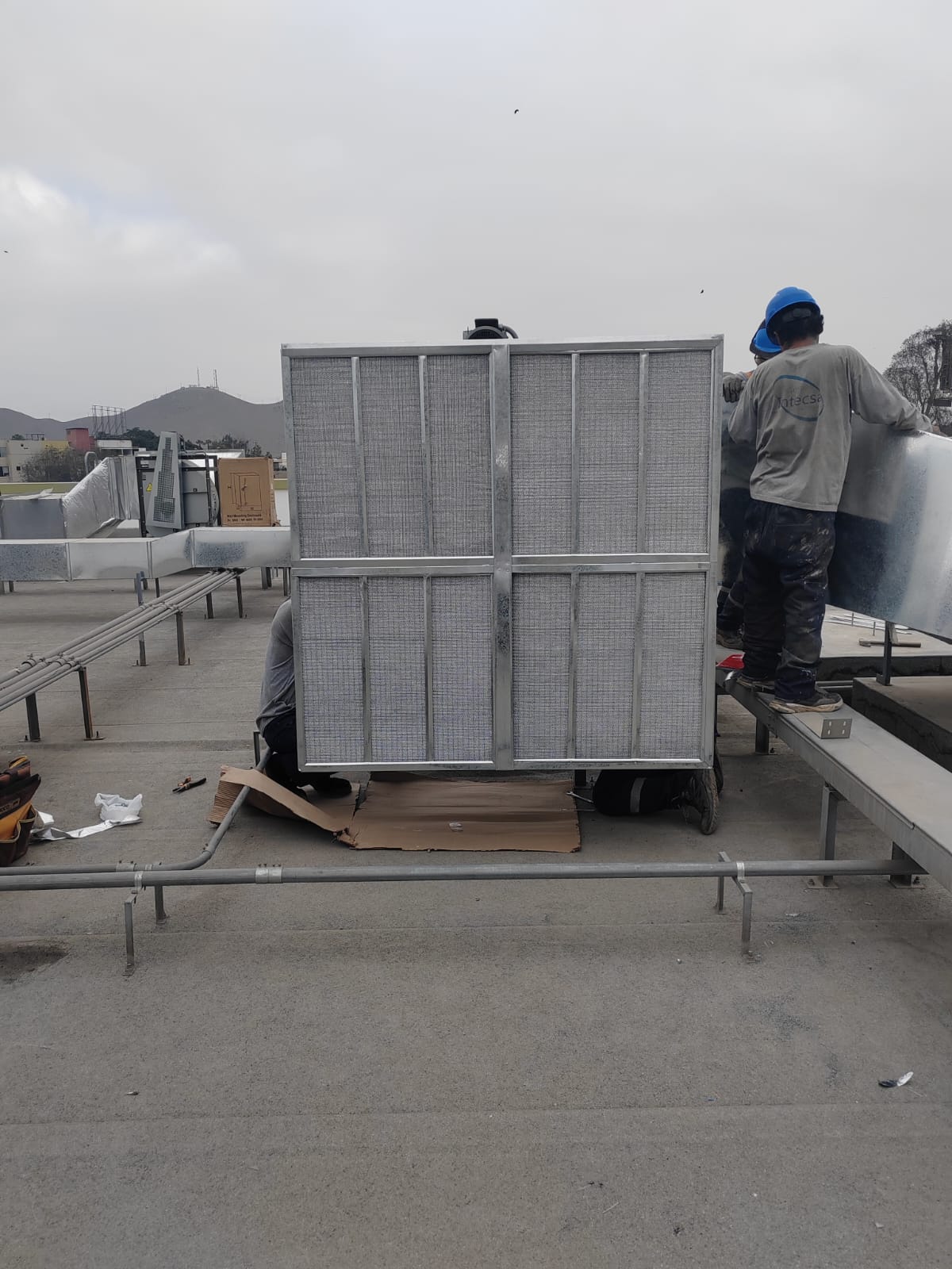 Fabricación e instalación de cajas porta filtro